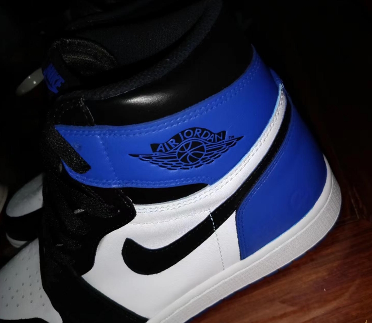 Air Jordan 1 Retro High OG x Fragment Design review Jorge 02