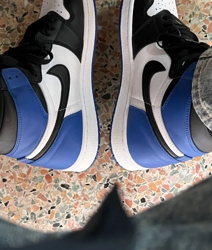 Air Jordan 1 Retro High OG x Fragment Design review 