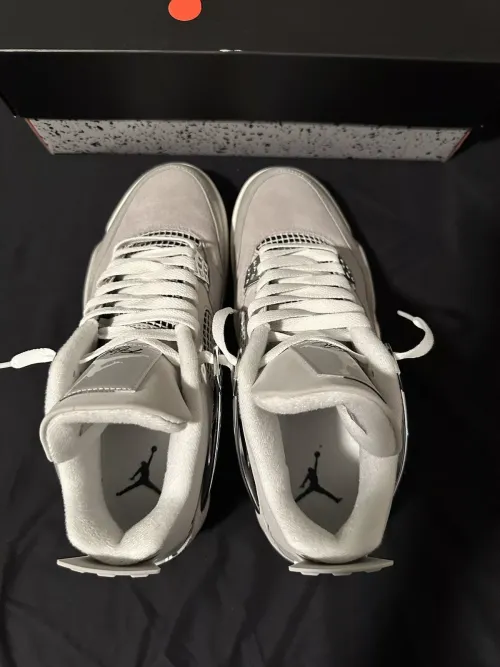 Q4 Batch  Air Jordan 4 WMNS “Frozen Moments” review 