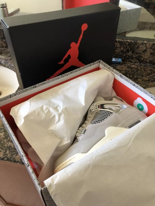 Q4 Batch  Air Jordan 4 WMNS “Frozen Moments” review 