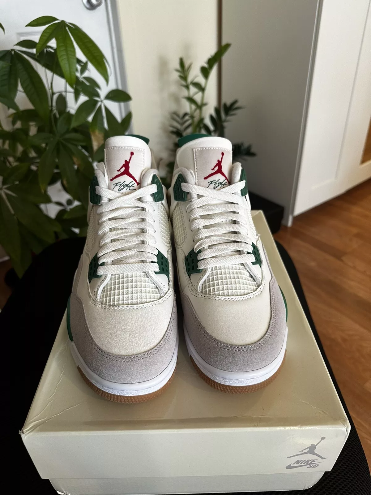 Q4 Batch Nike SB x Air Jordan 4 “Pine Green”Calaite review Dixon Ondieki 02