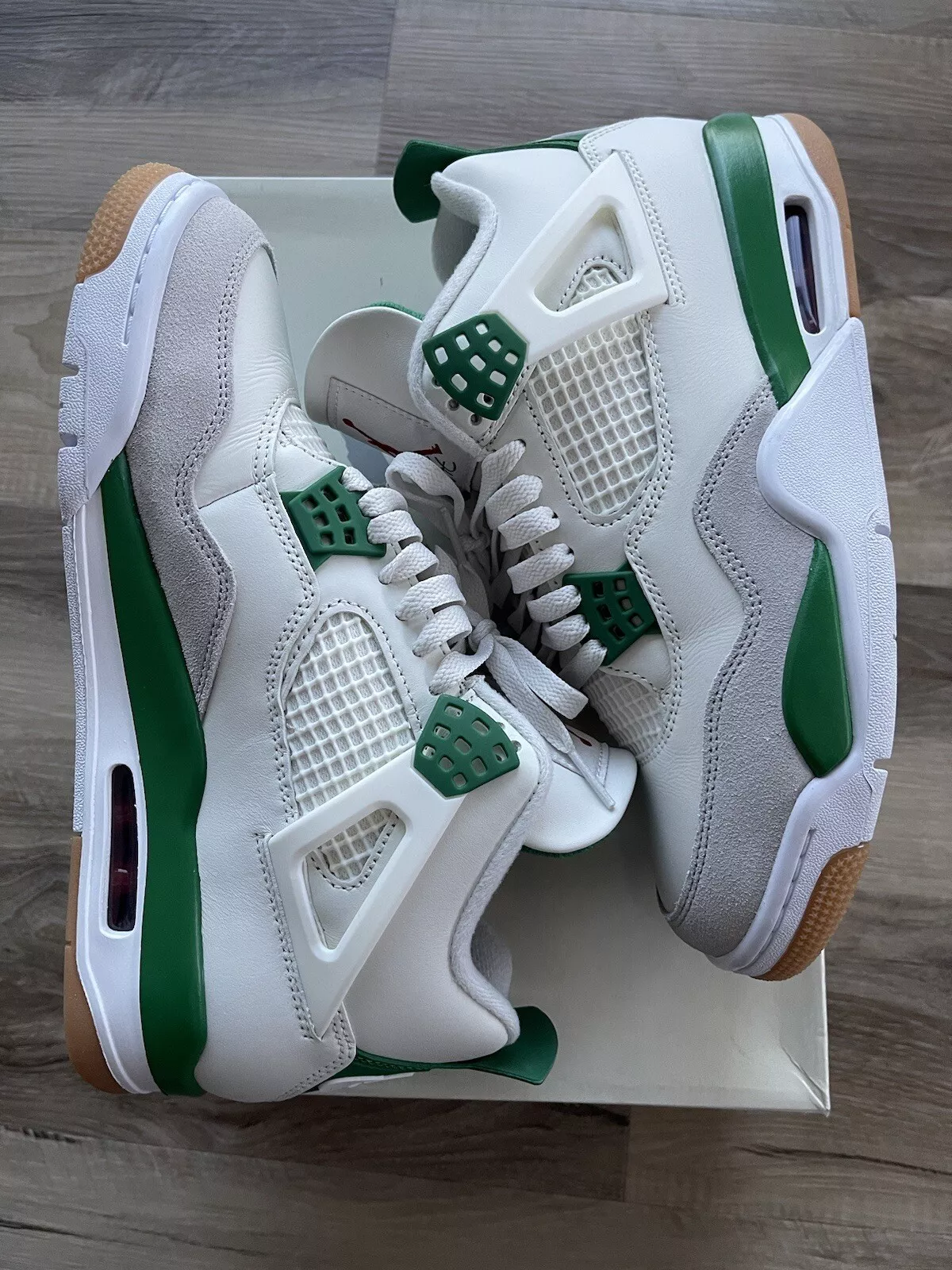 Q4 Batch Nike SB x Air Jordan 4 “Pine Green”Calaite review Ronnie S 02