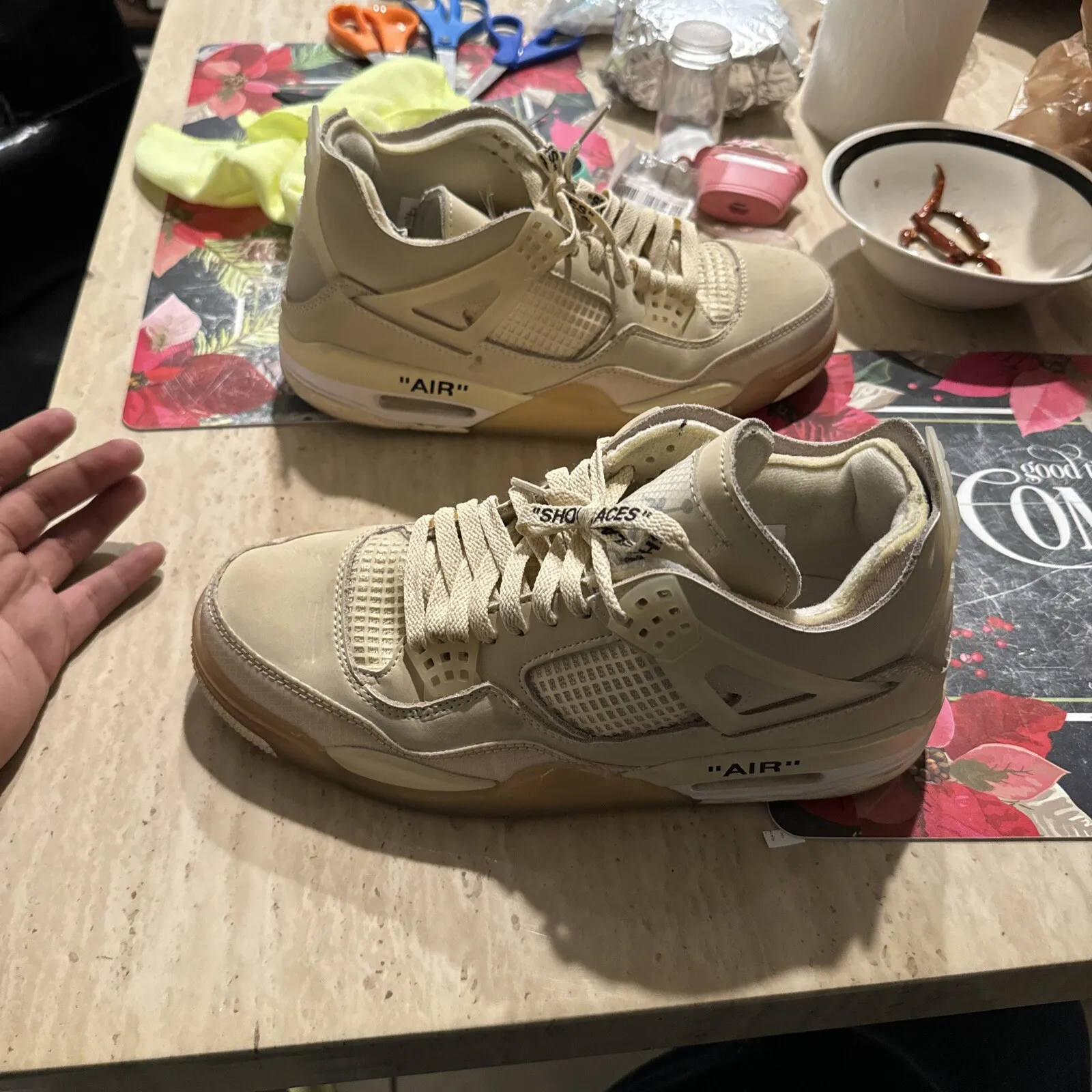 Q4 Batch OFF White x Air Jordan 4 Sail review Versastyleme 03
