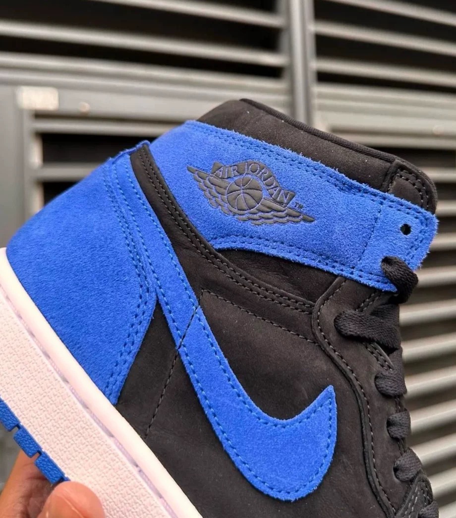 Air Jordan 1 High OG “Royal Reimagined” review Alvaro Gonzalez 01
