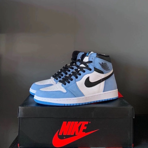 Air Jordan 1 Retro High OG Obsidian University Blue review 