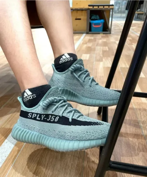 OG 350 V2 Adidas Yeezy Boost 350 V2 Jade Ash review 
