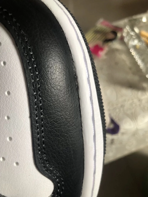 Air Jordan 1 Retro High OG Black White review 