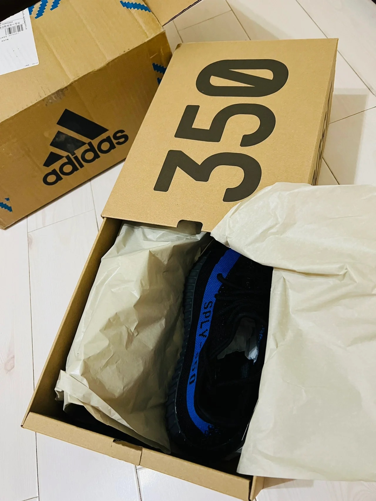OG 350 V2 Adidas Yeezy Boost 350 V2 Black Blue review Rachel Holmes 01
