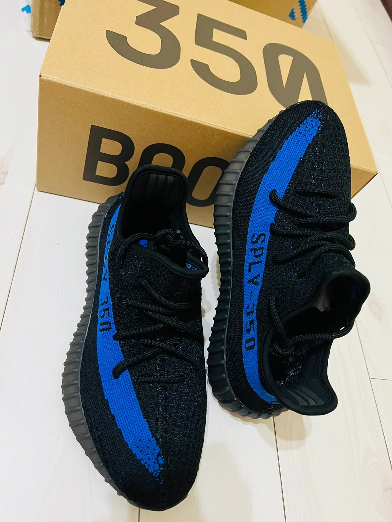 OG 350 V2 Adidas Yeezy Boost 350 V2 Black Blue review Rachel Holmes 02