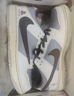  LF Travis Scott x PlayStation x Nike Dunk Low PS5 review Jane I. Gustafson 02