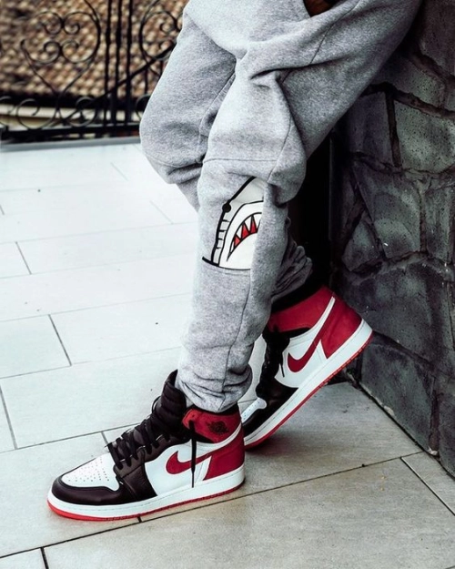 AIR JORDAN 1 RETRO HIGH OG 