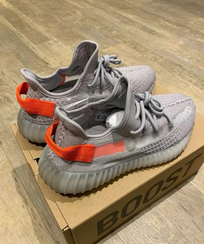 OG 350 V2 Adidas Yeezy Boost 350 V2 “Tail Light” review Koose
