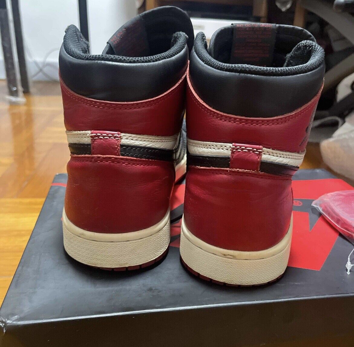 Air Jordan 1 High OG“Bred Toe” review Andrey Egorov 01