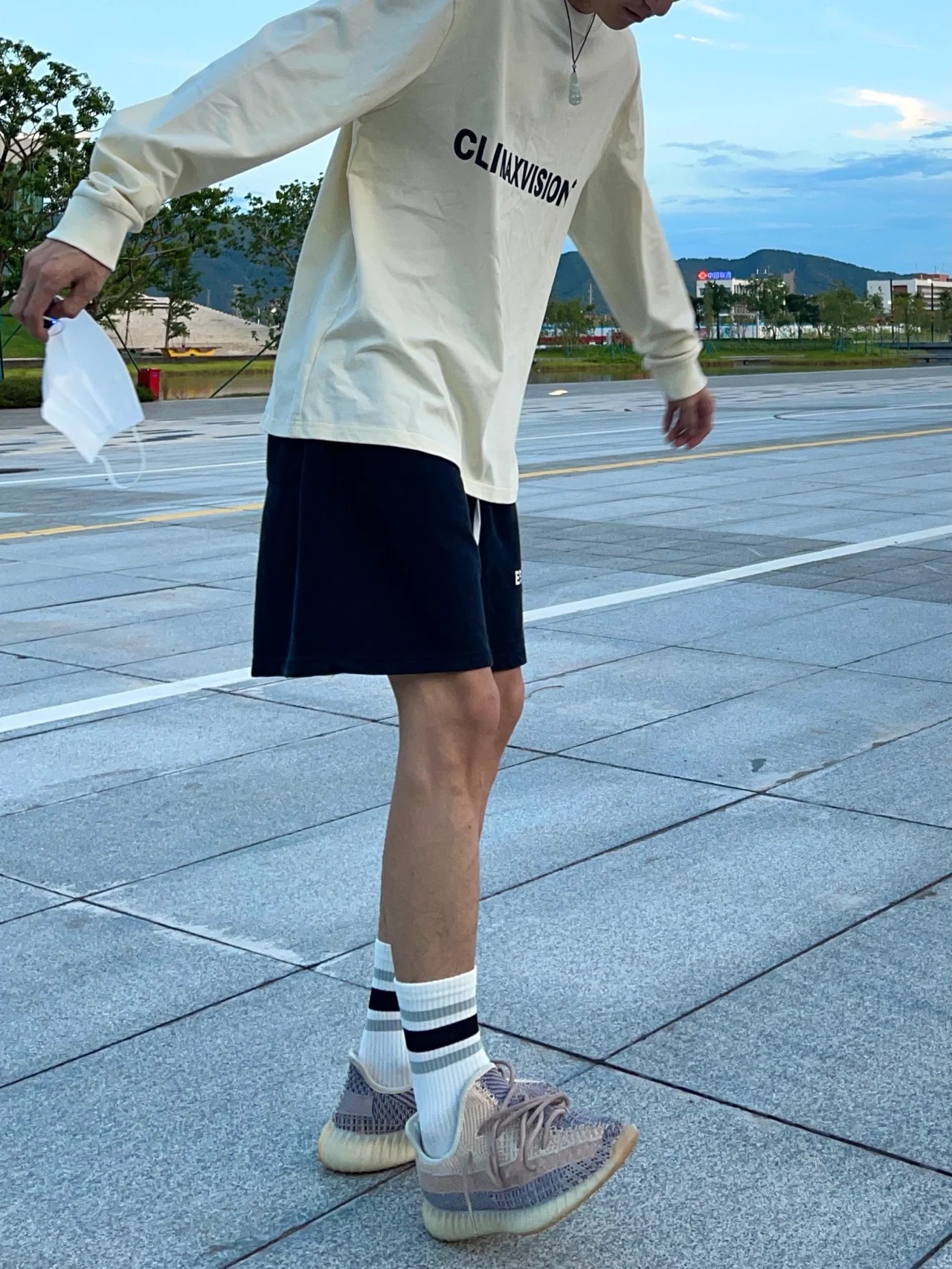 OG Adidas Yeezy Boost 350 V2 “Ashpea” review James