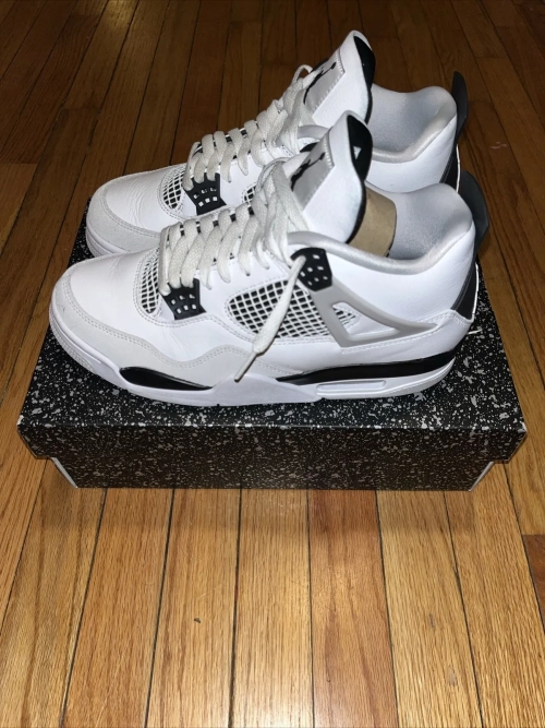 Q4 Batch Air Jordan 4 Retro Military Black review 