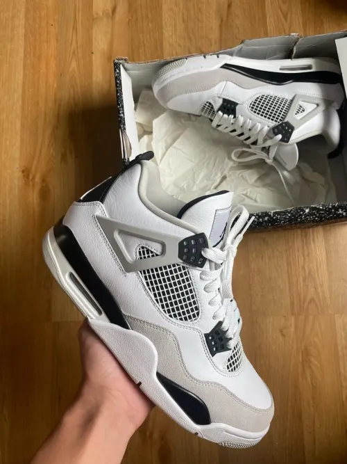 Q4 Batch Air Jordan 4 Retro Military Black review 
