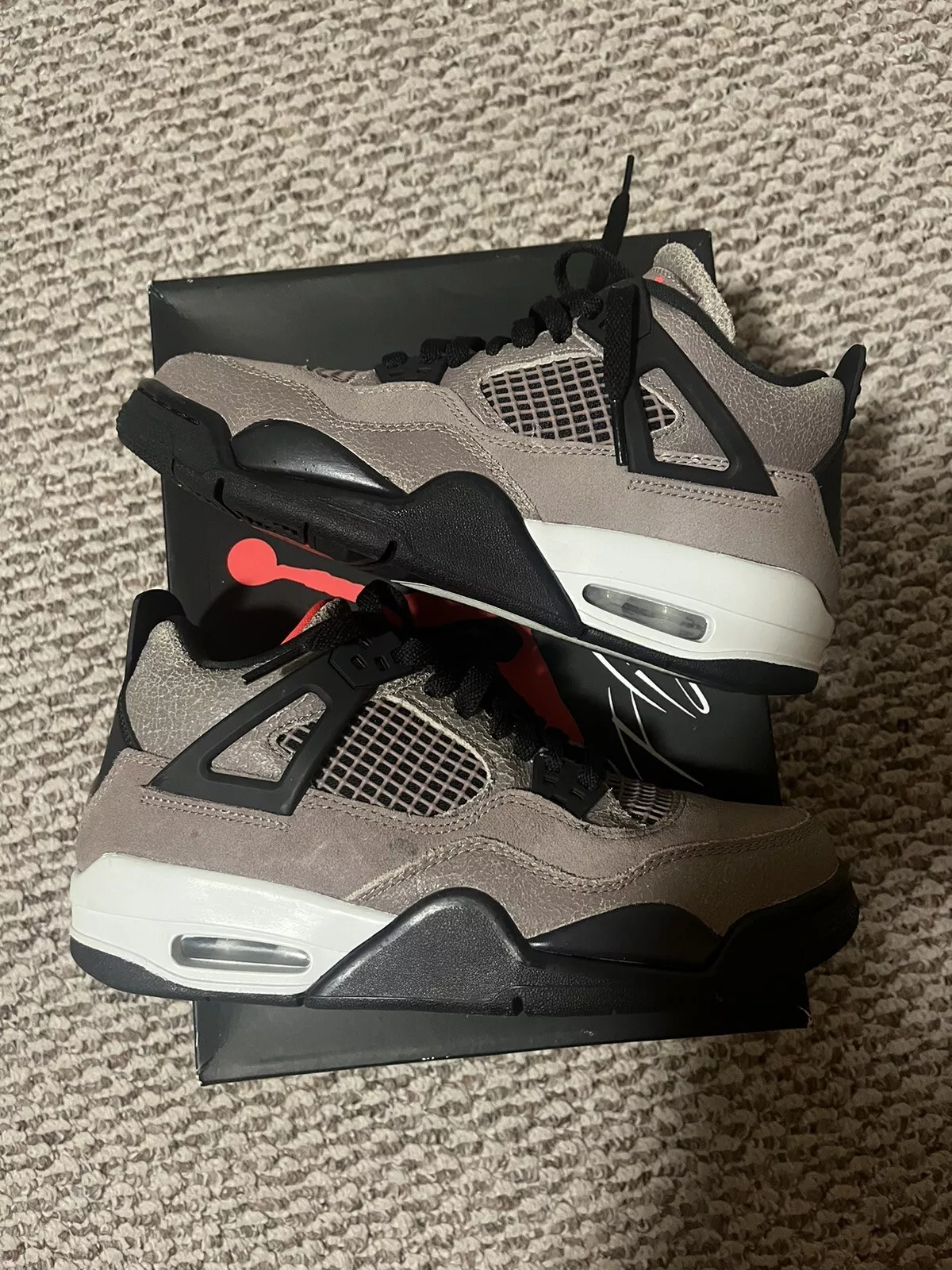 Q4 BatchAir Jordan 4 Retro Taupe Haze review Nick