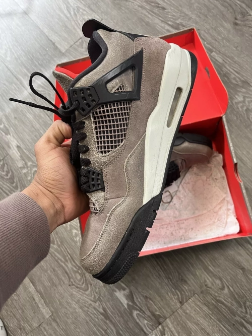 Q4 BatchAir Jordan 4 Retro Taupe Haze review 