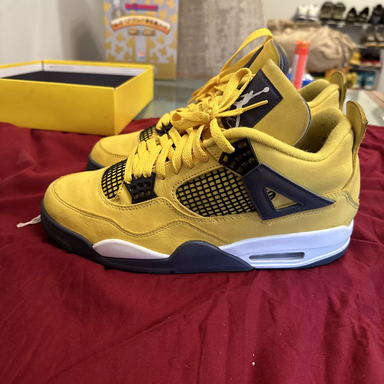 Q4 Batch Air Jordan 4 Retro LS Lightning review Chris Lake 01