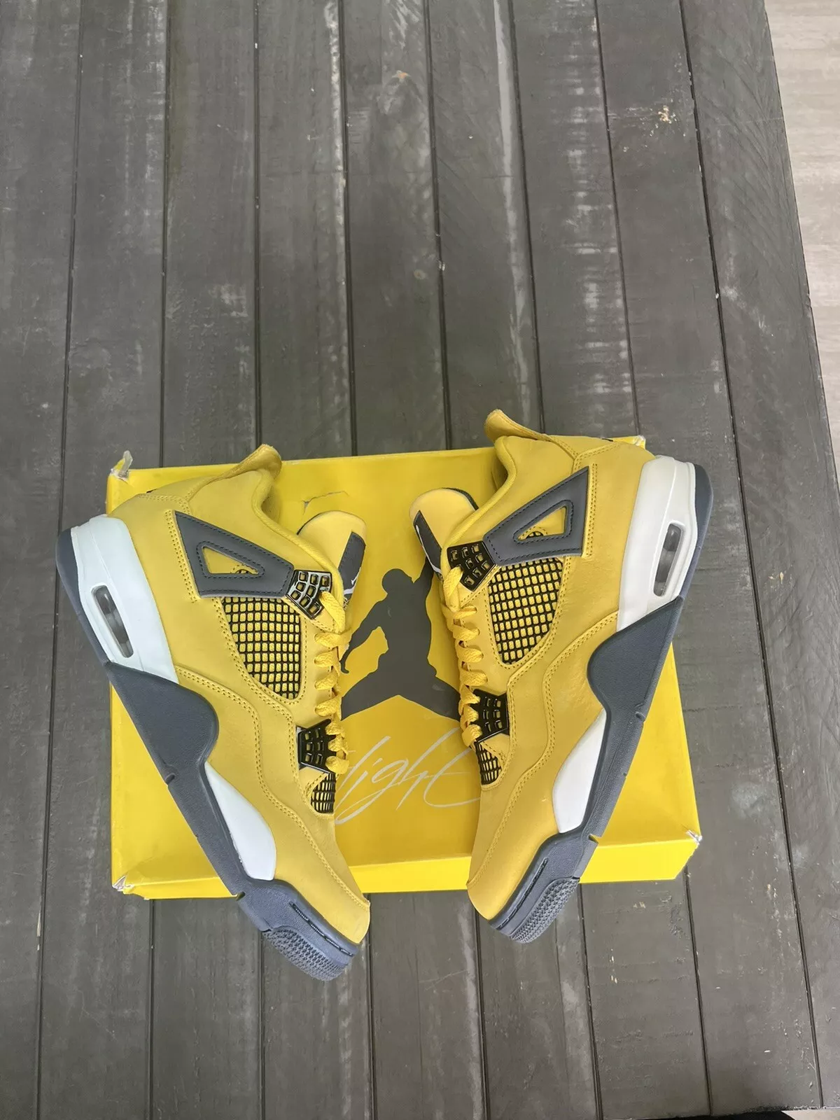 Q4 Batch Air Jordan 4 Retro LS Lightning review Jimmy Thomas 01