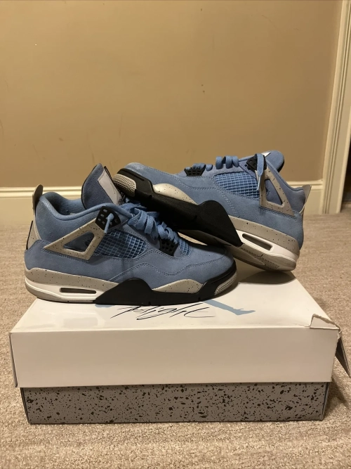 Q4 Batch Air Jordan 4 SE University Blue review 
