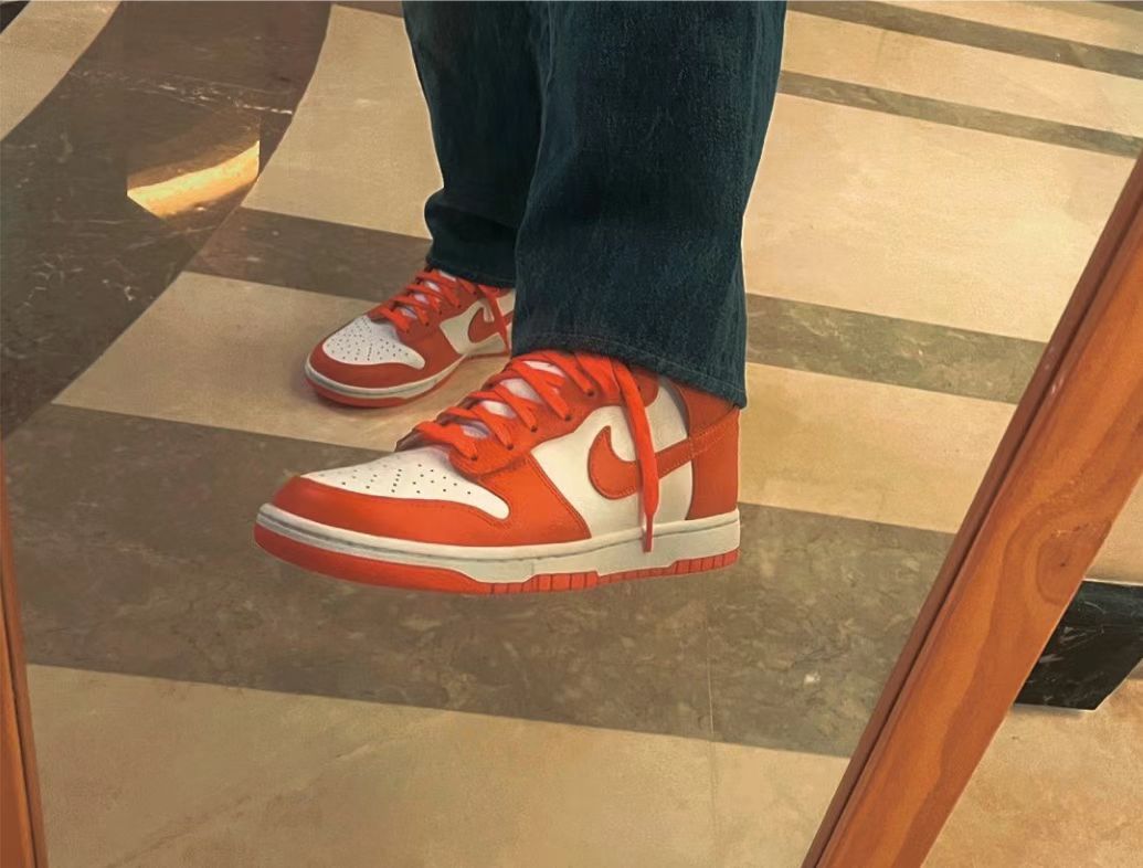  LF  Nike Dunk High Retro Orange Blaze review Bella 02