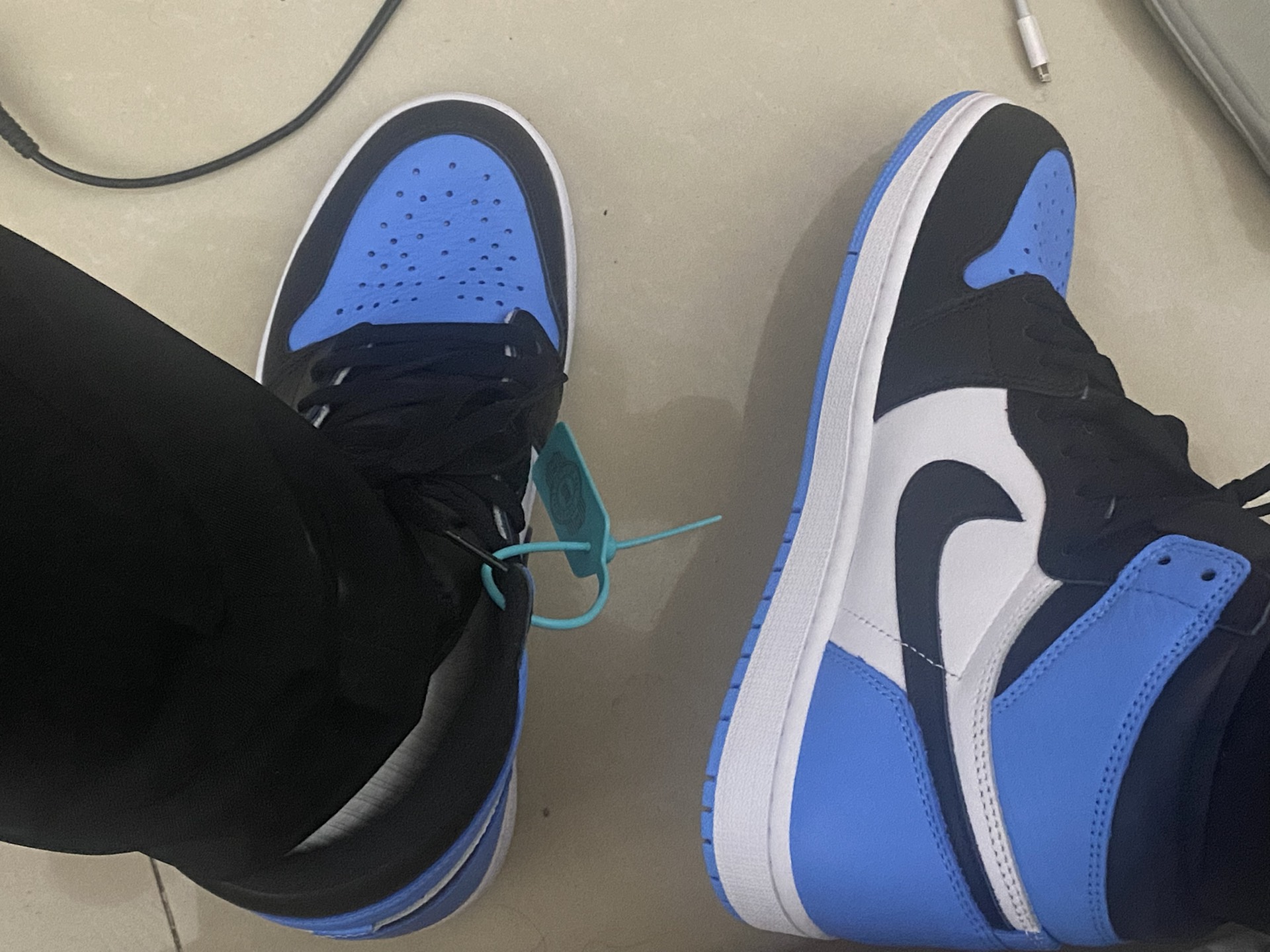 OG Air Jordan 1 High OG UNC Toe review Lana