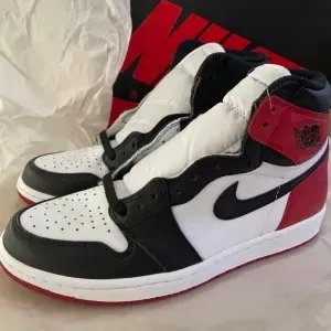 OG Air Jordan 1 High OG Black Toe review 