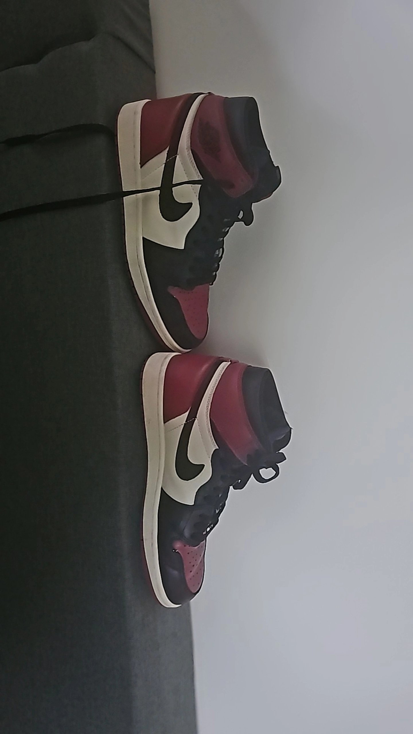 OG Air Jordan 1 High OG Bred Toe review Erik