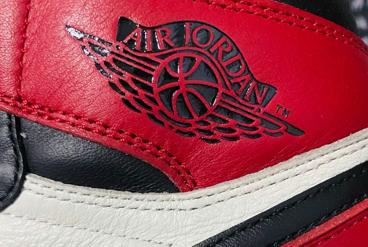 OG Air Jordan 1 High OG Bred Toe review Faye 01