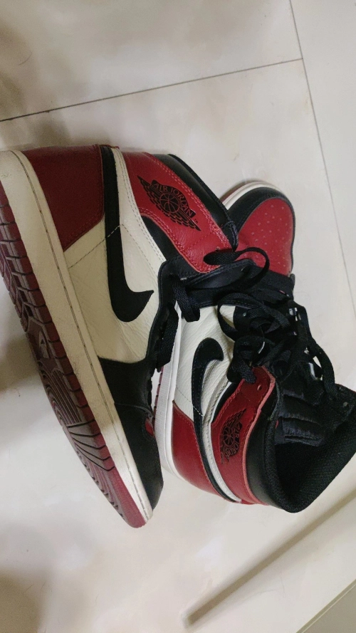 OG Air Jordan 1 High OG Bred Toe review 