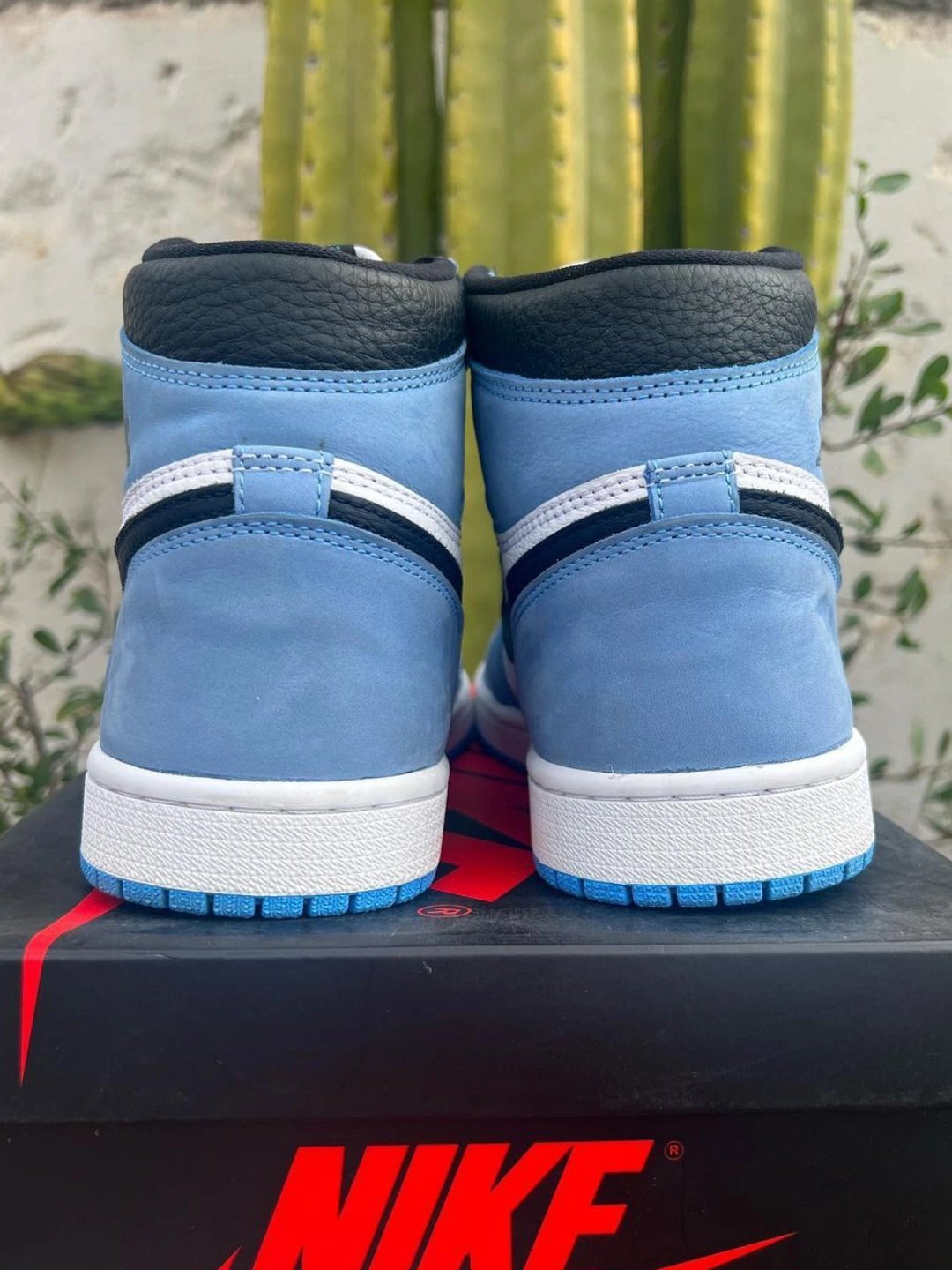 OG Air Jordan 1 High OG University Blue review Kara 01