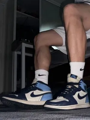 OG Air Jordan 1 Retro High OG Obsidian University Blue review 