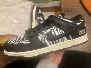 LF Quartersnacks x Nike SB Dunk Low Zebra review 