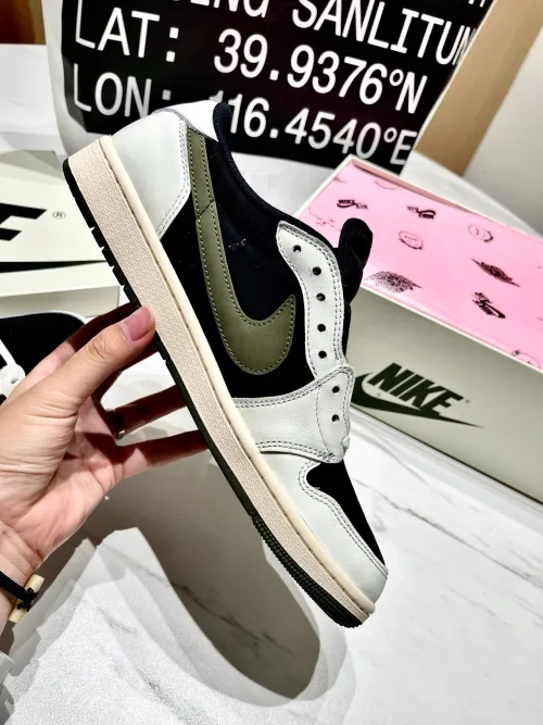 OG Air Jordan 1 Low OG WMNS Black Green Olive review 