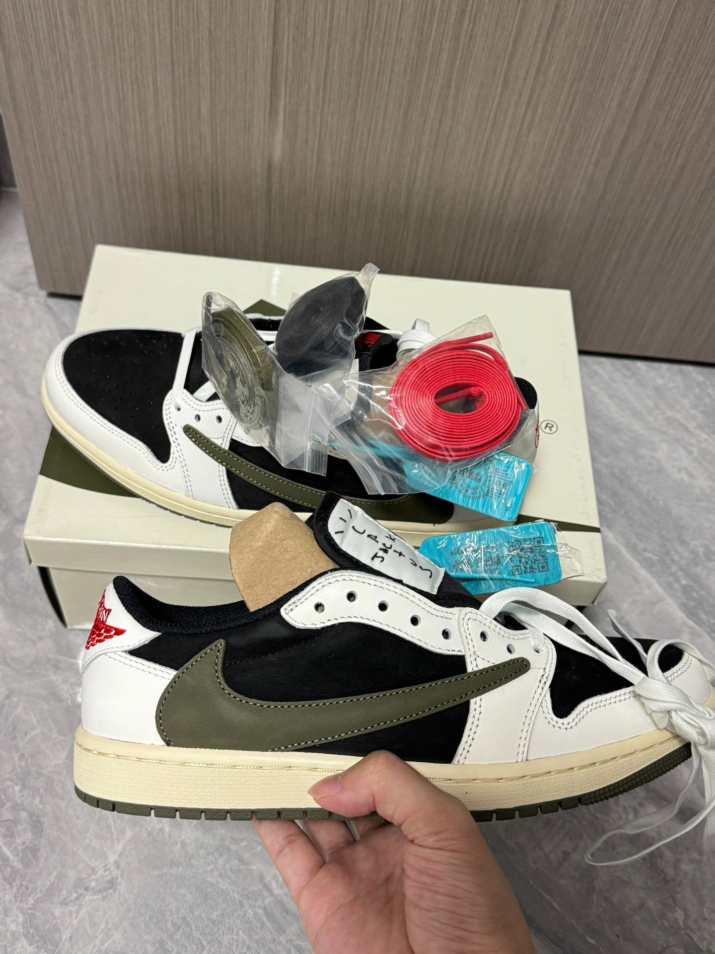 OG Air Jordan 1 Low OG WMNS Black Green Olive review Tia