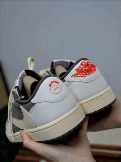 OG Travis Scott x Air Jordan 1 Low White Brown Barb review 