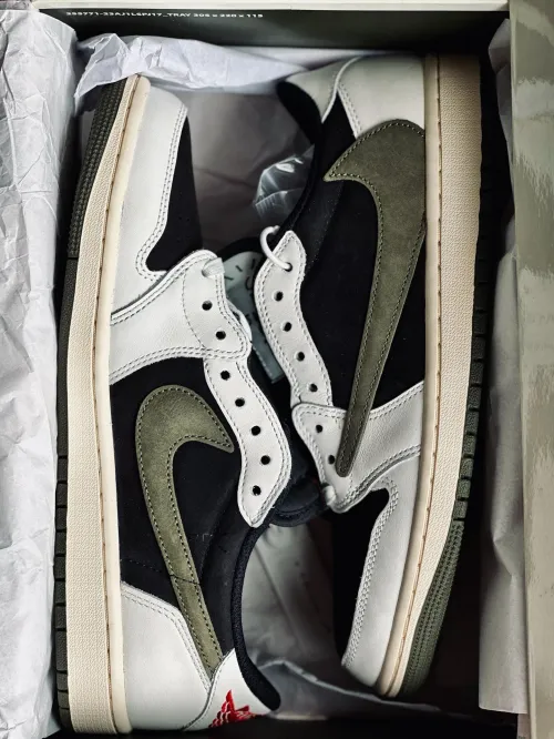 OG Travis Scott x Air Jordan 1 Low White Brown Barb review 