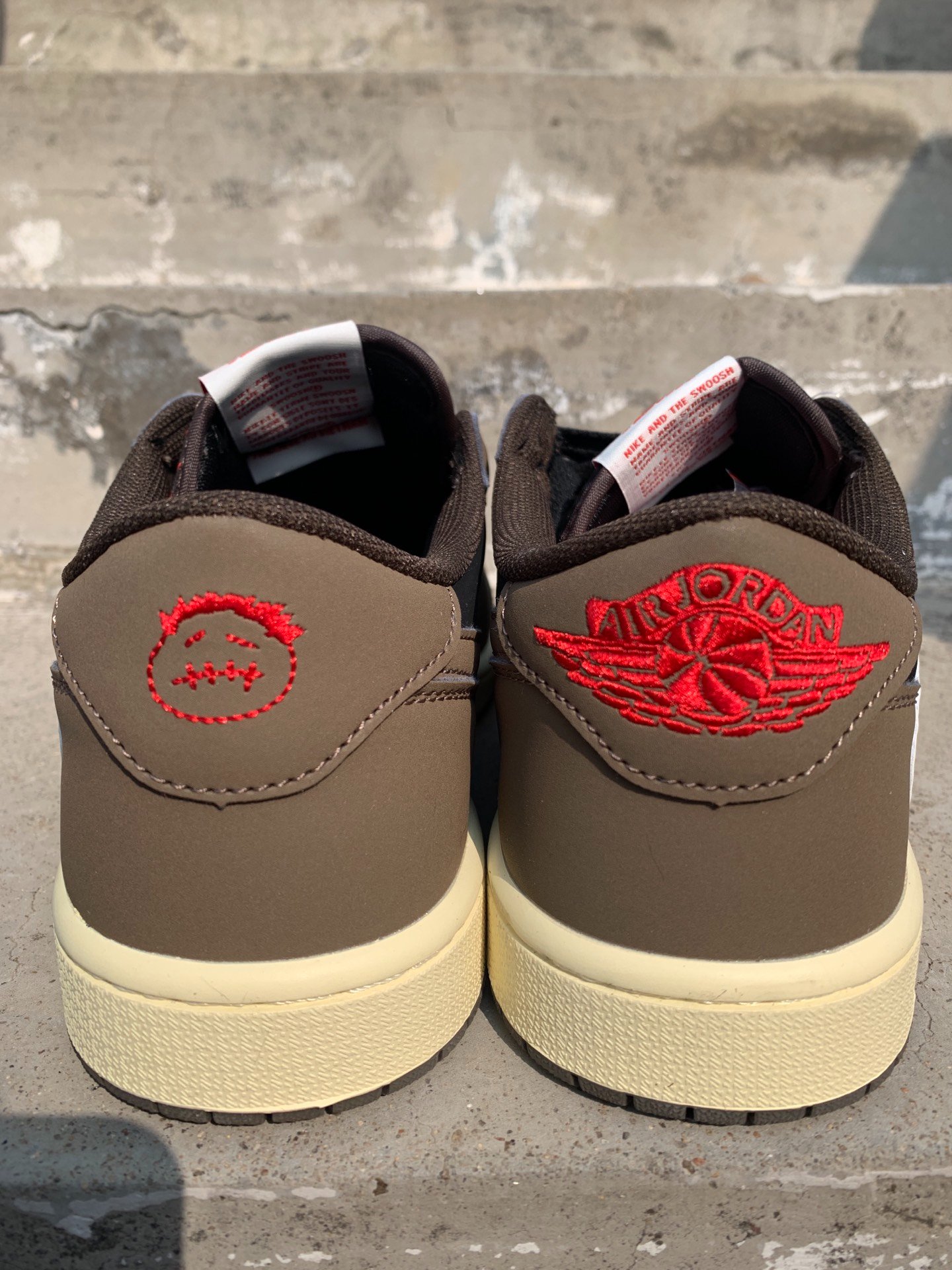 OG Travis Scott x Air Jordan 1 Low OG SP-T review Ben 01