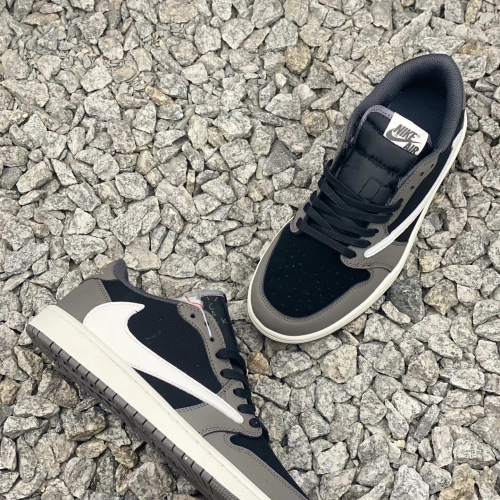 OG Travis Scott x Air Jordan 1 Low OG SP-T review 