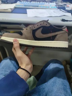 OG Travis Scott x Air Jordan 1 Low OG SP-T review Holly