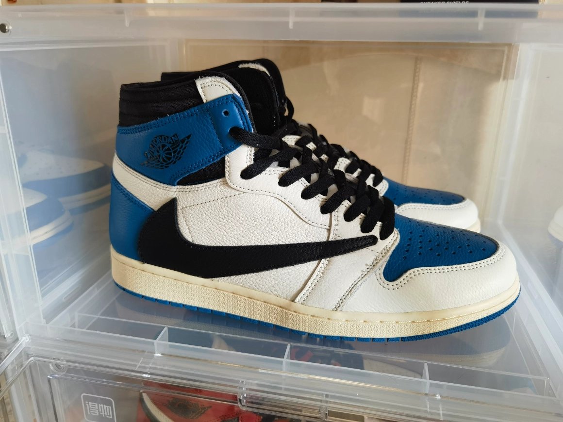 OG Fragment x Travis Scott x Air Jordan 1 High OG Military review Tess 02