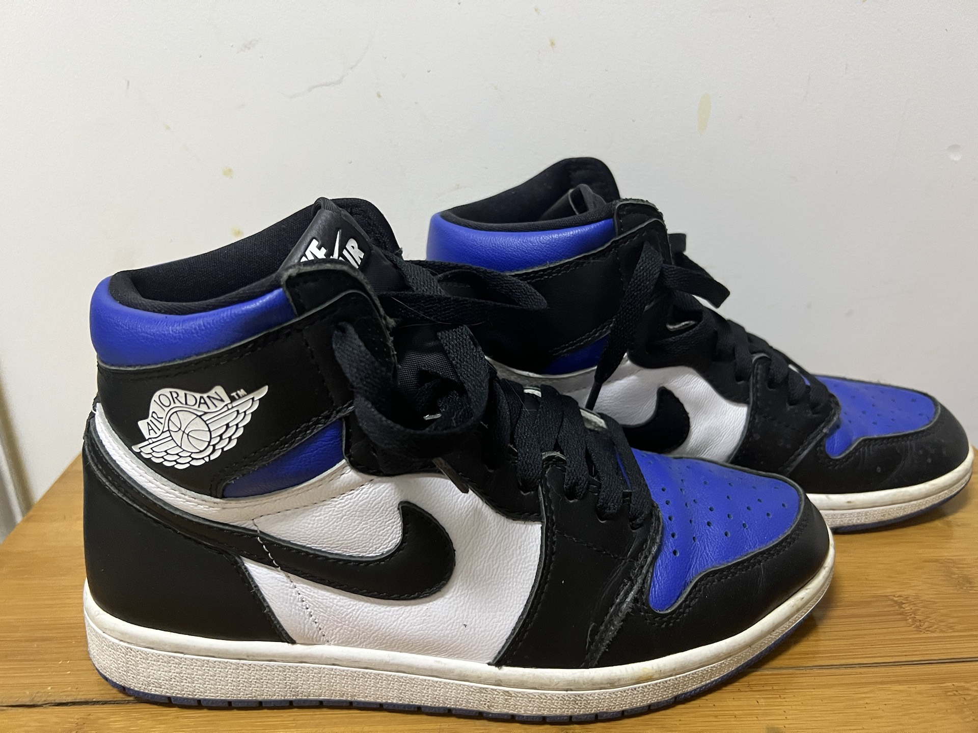 OG Air Jordan 1 Retro High OG Game Royal review Lila 05