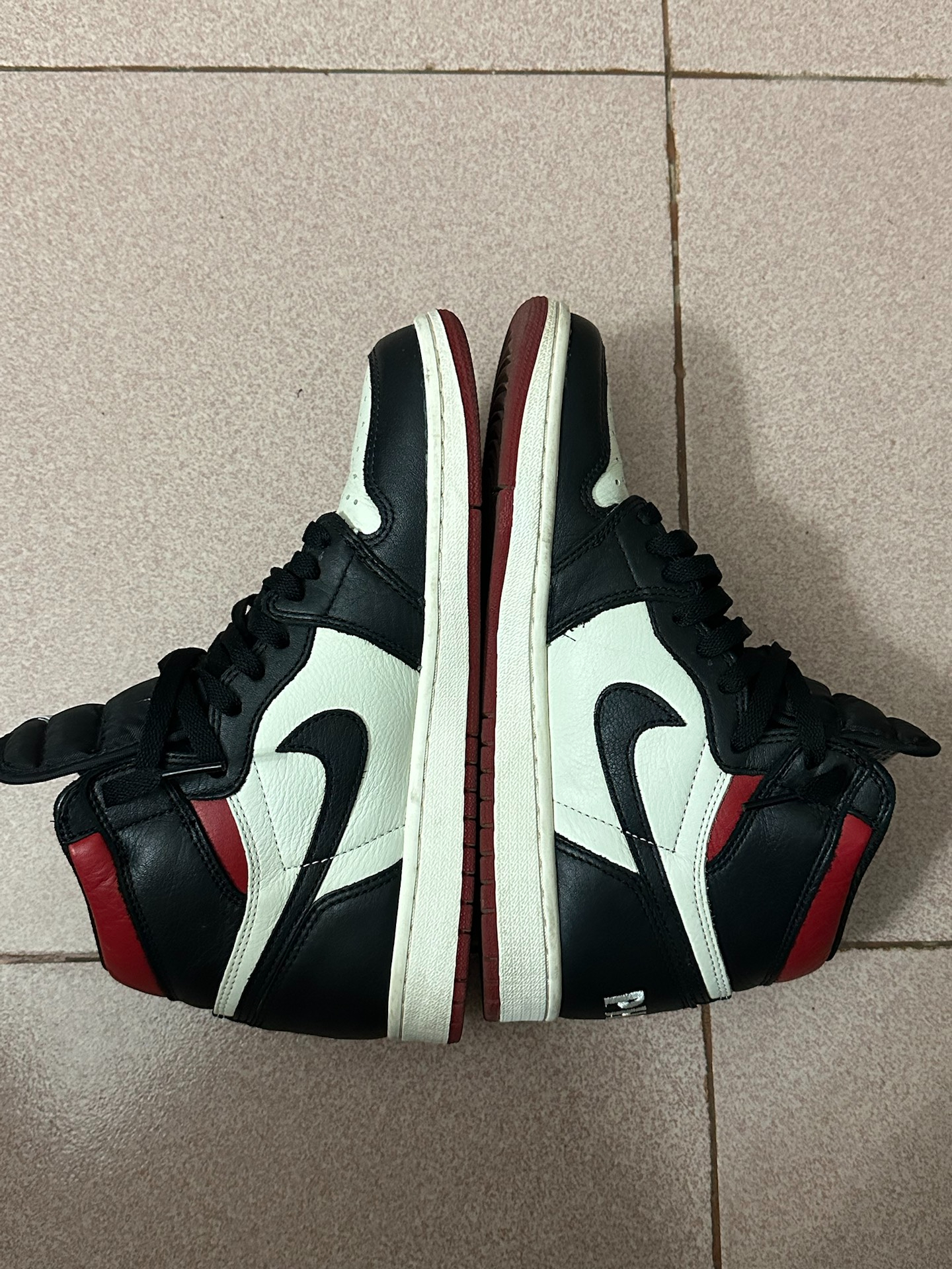 OG Air Jordan 1 NRG OG High “NOT FOR RESALE”Varsity Red review Yara 06