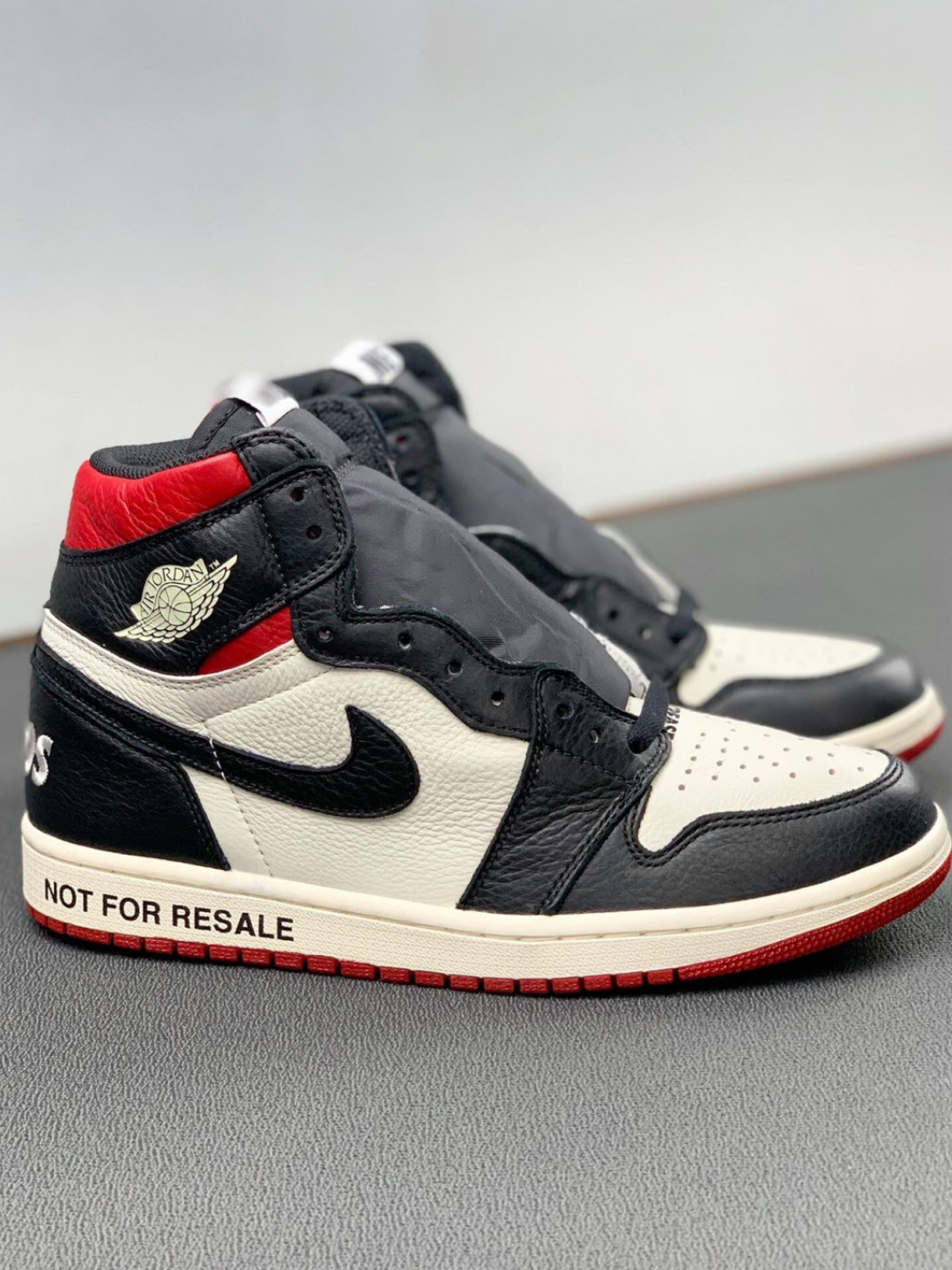 OG Air Jordan 1 NRG OG High “NOT FOR RESALE”Varsity Red review Paula 02