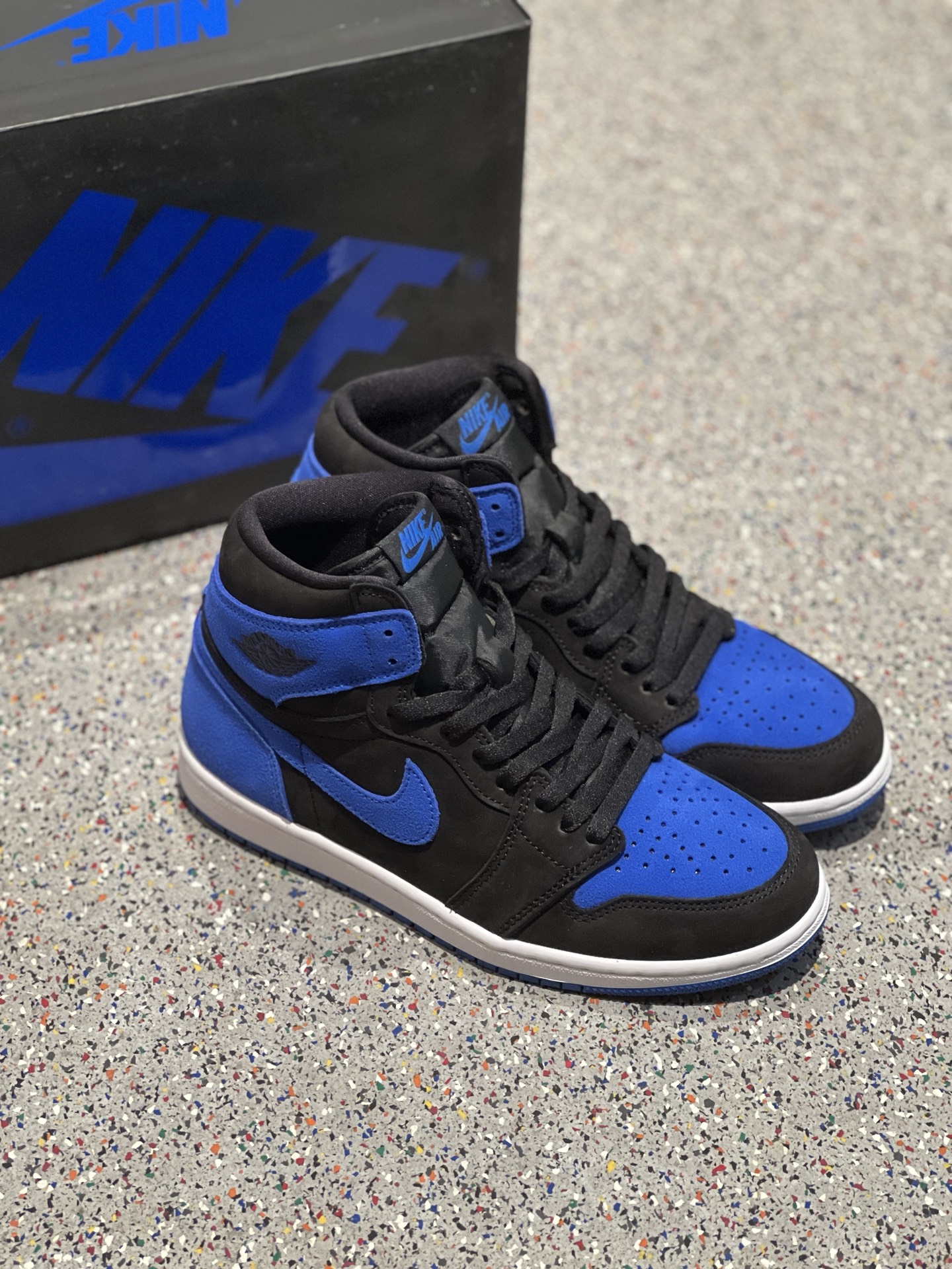 OG Batch Air Jordan 1 High OG “Royal Reimagined” review George 02