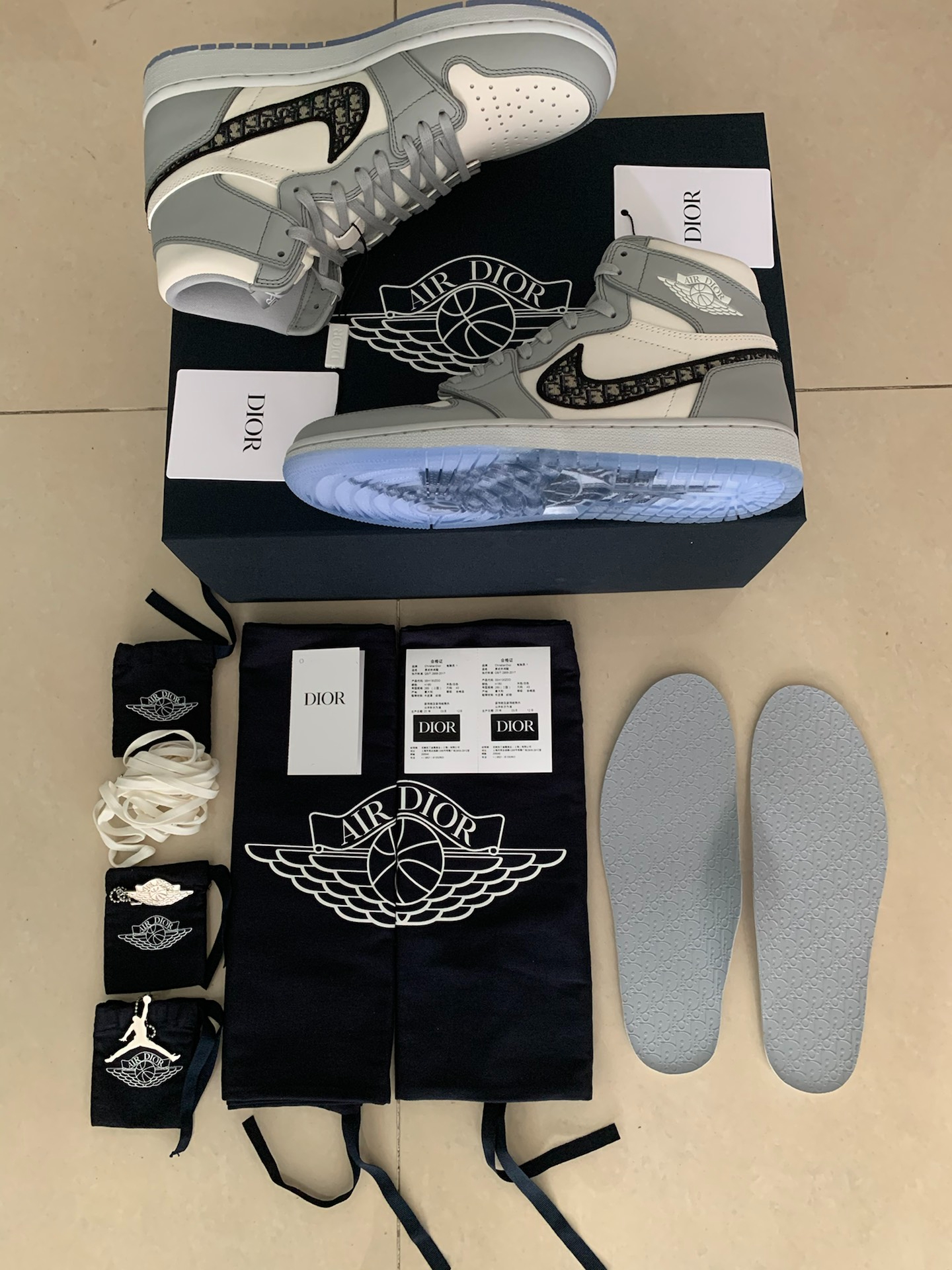 XP Dior x Air Jordan 1 High OG review Fiona 02