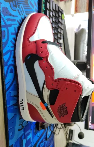    OFF-WHITE x Air Jordan 1 High OG 10X“Chicago” review 