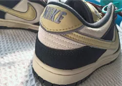 LF Nk SB Dunk Low White Dark Blue review Kay 01