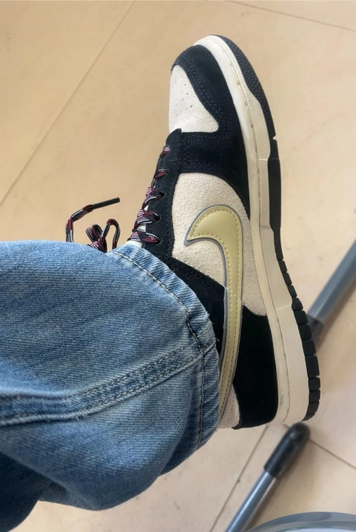 LF Nk SB Dunk Low White Dark Blue review 